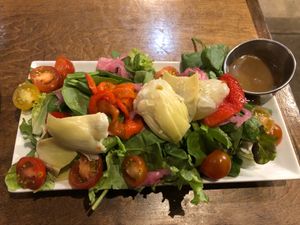 Green salad 😋 at V-Eats in Dallas