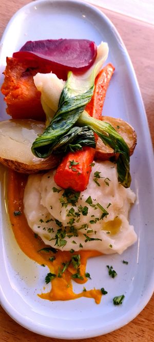 Vegetables side dish at Mezze Restaurant in Kralendijk