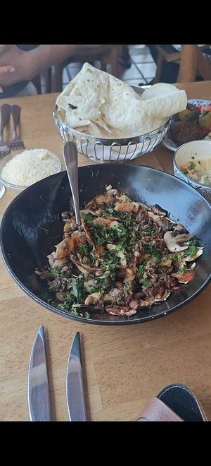 Mushrooms (parmezaanse kaas apart laten serveren) at Mezze Restaurant in Kralendijk