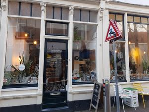 Outside at Lunchcafe Curcuma in Gouda