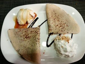 Crêpes mikado at Veni Vidi Vegan in Charleroi