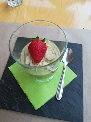 "vegan one" dessert made with avocado, coconut, lime & mint at Escandinavia Green Spirit in Fuseta