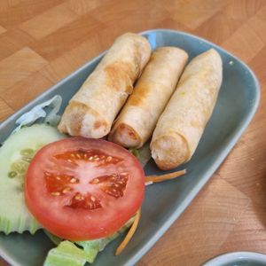 Spring rolls at Doi Intanon in Ambleside