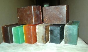 con experincia podemos decir que despues de tanta experiencia en meditaion y preparacion de medicina tambien ofrecemos jabones artesanales  at Elixir Restaurante Pucallpa in Pucallpa