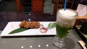 Vegetarian goose and fresh juice at Vegetarian Dumpling in Beijing