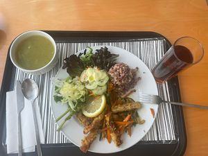 Day’s menu. Fav: the cabbage and the chickpea tempeh!  at Cozinha Consciente in Coimbra