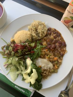 Delicious and filling. Only 9 €  at Cozinha Consciente in Coimbra