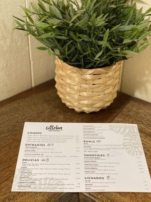Menu  at Aloha Vegan Delights in Valencia