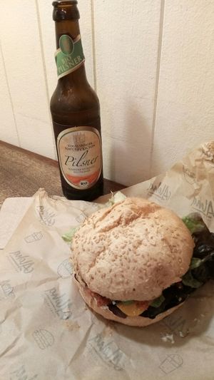 Nice place. at Aloha Vegan Delights in Valencia