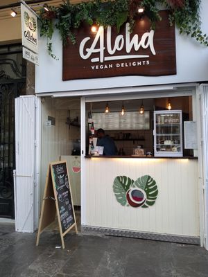 New location near Mercat Central at Aloha Vegan Delights in Valencia