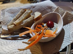 Entree at Arvore do Mundo in Porto