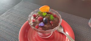 Mousse de banana e beterraba at Arvore do Mundo in Porto