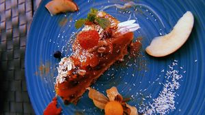 Tarte de pêssego   at Arvore do Mundo in Porto