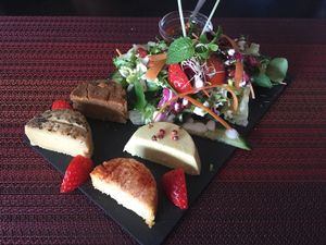 The incredible vegan cheese platter ❤️ at Arvore do Mundo in Porto