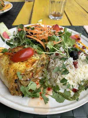 Menu almoço muito bem servido  at Arvore do Mundo in Porto