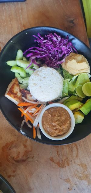 Hummus bowl (white rice instead of red as they ran out) at The Banyan Tree in 