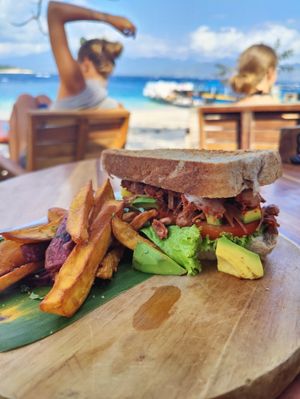 Jackfruit BBQ sandwich at The Banyan Tree in 