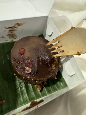 Caramel cupcakees  at The Banyan Tree in 