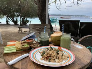 Scrambled tofu and the dip platter  at The Banyan Tree in 