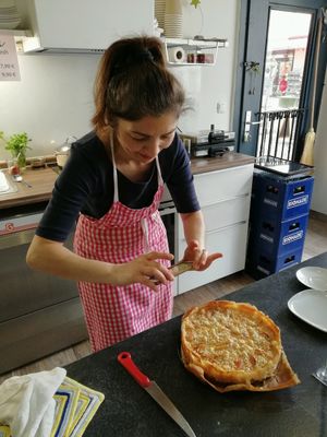 jeden Tag kann man die Gerichte und Kuchen im Internet sehen.  at Leyka  in Unna
