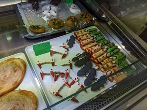 halloween cookies at Confitería Maiquez in Murcia