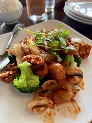  Sweet and sour veggie chick’n   at Square Lotus in Bellevue