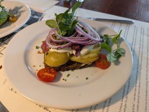 Potato smørrebrød at Frederik VI in Frederiksberg
