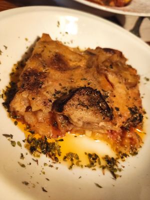 Milhojas de berenjenas at La Tavernaire in Valencia