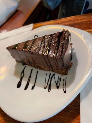 Tarta de chocolate at La Tavernaire in Valencia