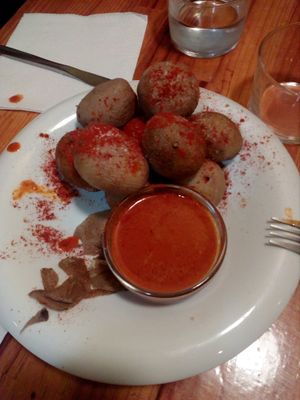potatoes with mojo at La Tavernaire in Valencia
