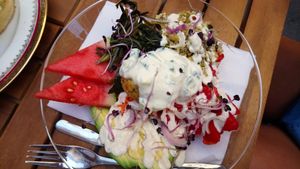 Buddha Bowl at Les P'tits Poissons Verts in Nimes