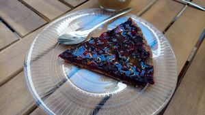 Tarte aux Fruits at Les P'tits Poissons Verts in Nimes