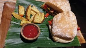 Grill veggies ciabatta at Pisang Pisang in Lembongan