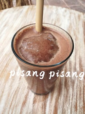 cocoa chocolate smoothies, one of the best! at Pisang Pisang in Lembongan