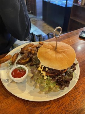Mushroom burger   at Vegetus 베제투스 in Seoul