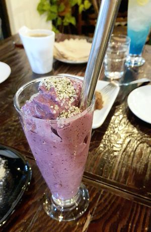 triple berry smoothiem at Vegetus 베제투스 in Seoul