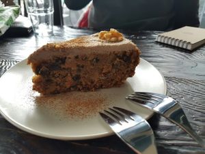 carrot cake at Vegetus 베제투스 in Seoul