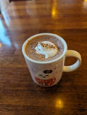 Hot chocolate with vegan cream at Vegetus 베제투스 in Seoul