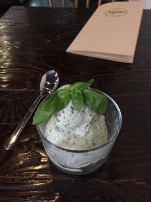 lemon basil ice cream  at Vegetus 베제투스 in Seoul