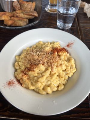 Gluten free vegan Mac and cheese!  at Vegetus 베제투스 in Seoul