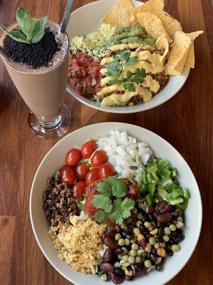 Vibrant, healthy, delicious vegan food💜 at Vegetus 베제투스 in Seoul