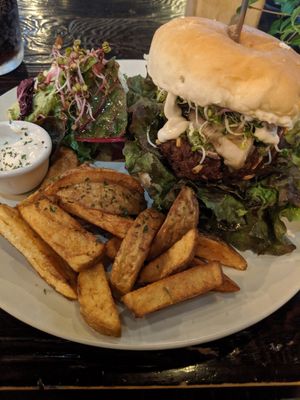 Burger - 13k at Vegetus 베제투스 in Seoul