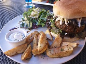 Veg burger at Vegetus 베제투스 in Seoul