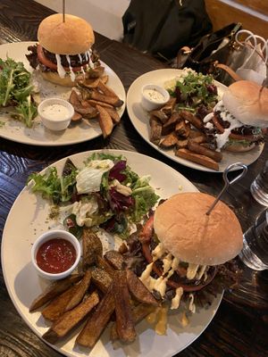 Vegetus Burgers and Jalapeño Burger at Vegetus 베제투스 in Seoul