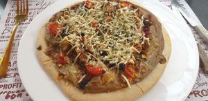 Vegan funghi pizza at Veggie's World in Andorra La Vella