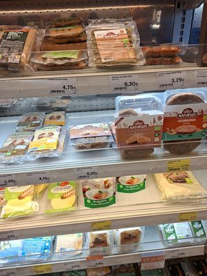  at Veritas in Andorra La Vella