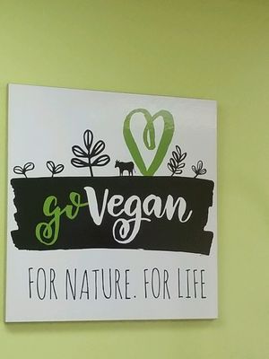 sign at Vegan and Juice in Miami
