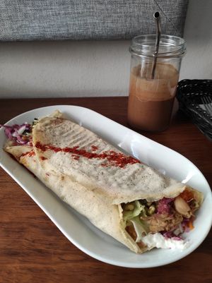 Jackfruit Wrap gluten free at Jak Malina in Szczecin