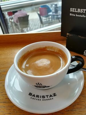 Doppelter Espresso at Baristaz Coffee Heroes - Bahnhofplatz in Koblenz