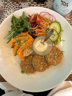   at PurEssence in Alvor